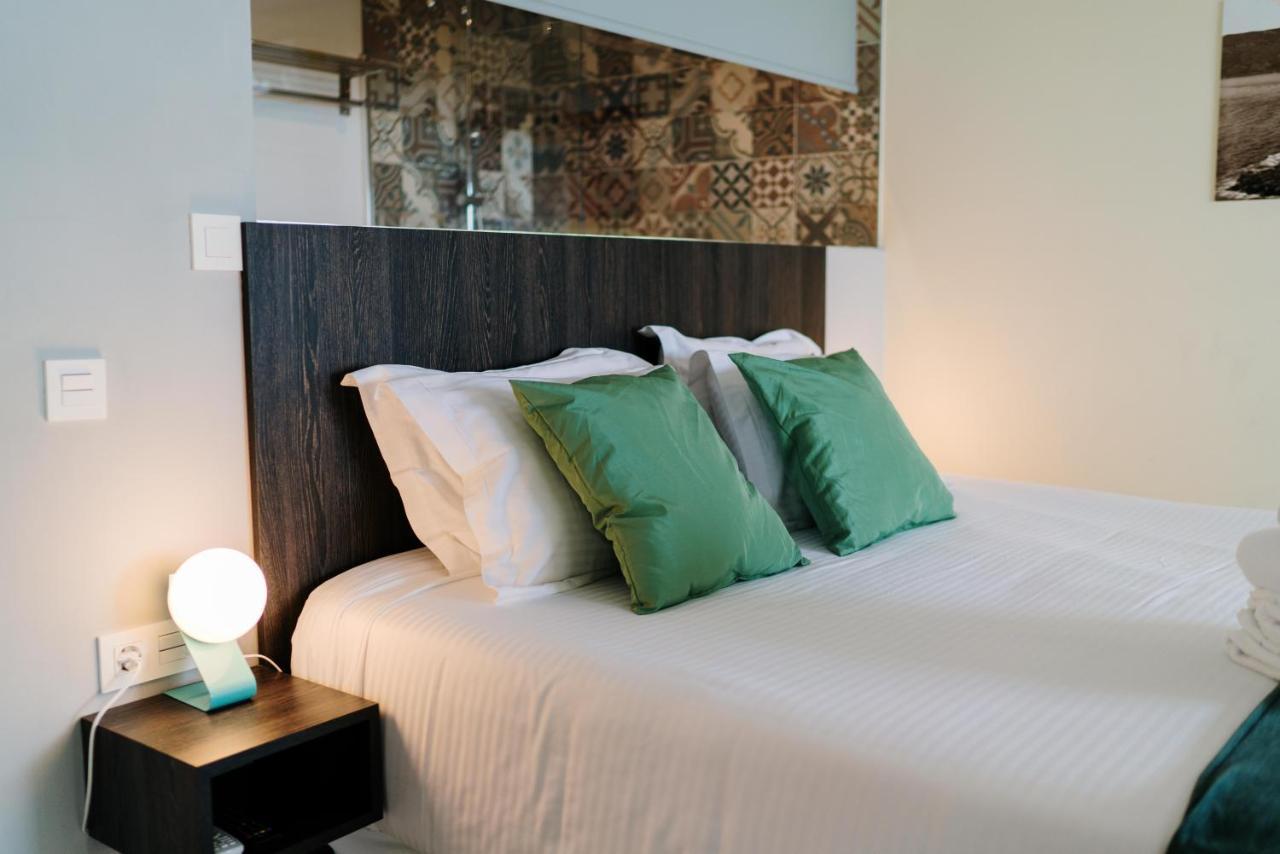 H Boutique La Caleta Bay Hotel Ла Херадура Екстериор снимка